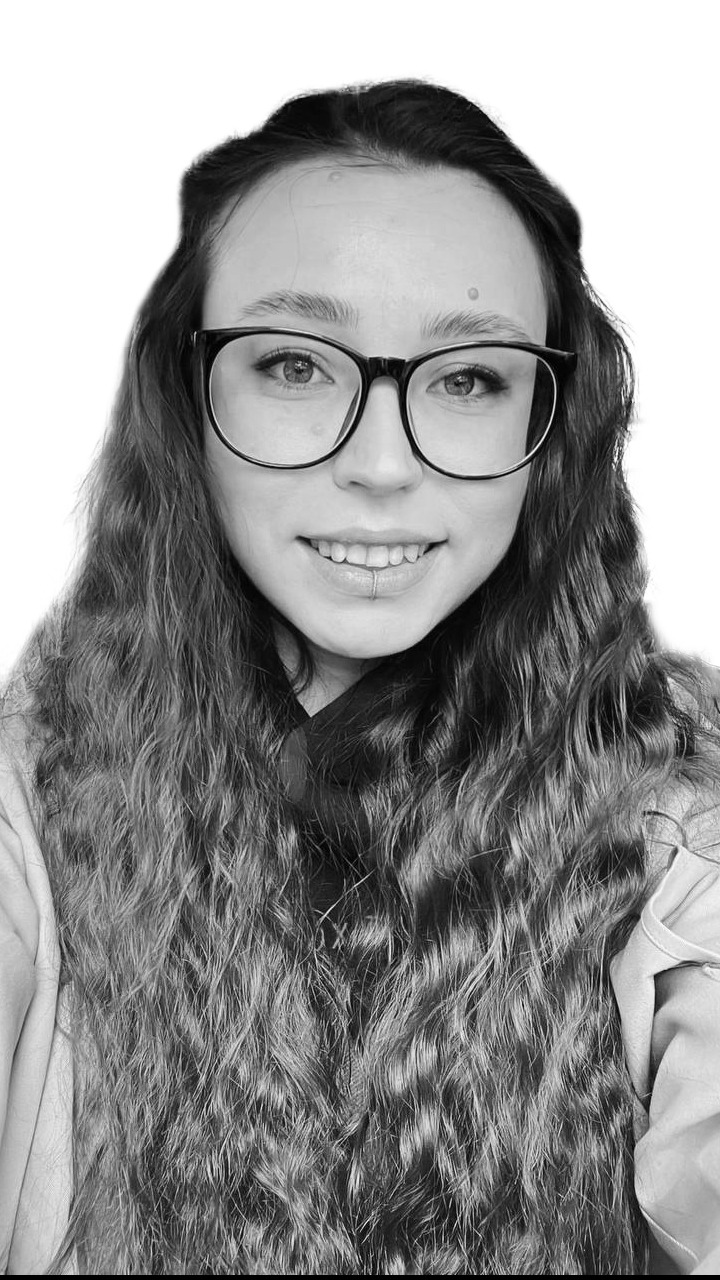 Anastasiia — editor