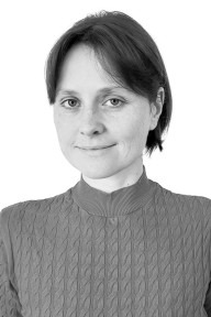 oksana — client support representative